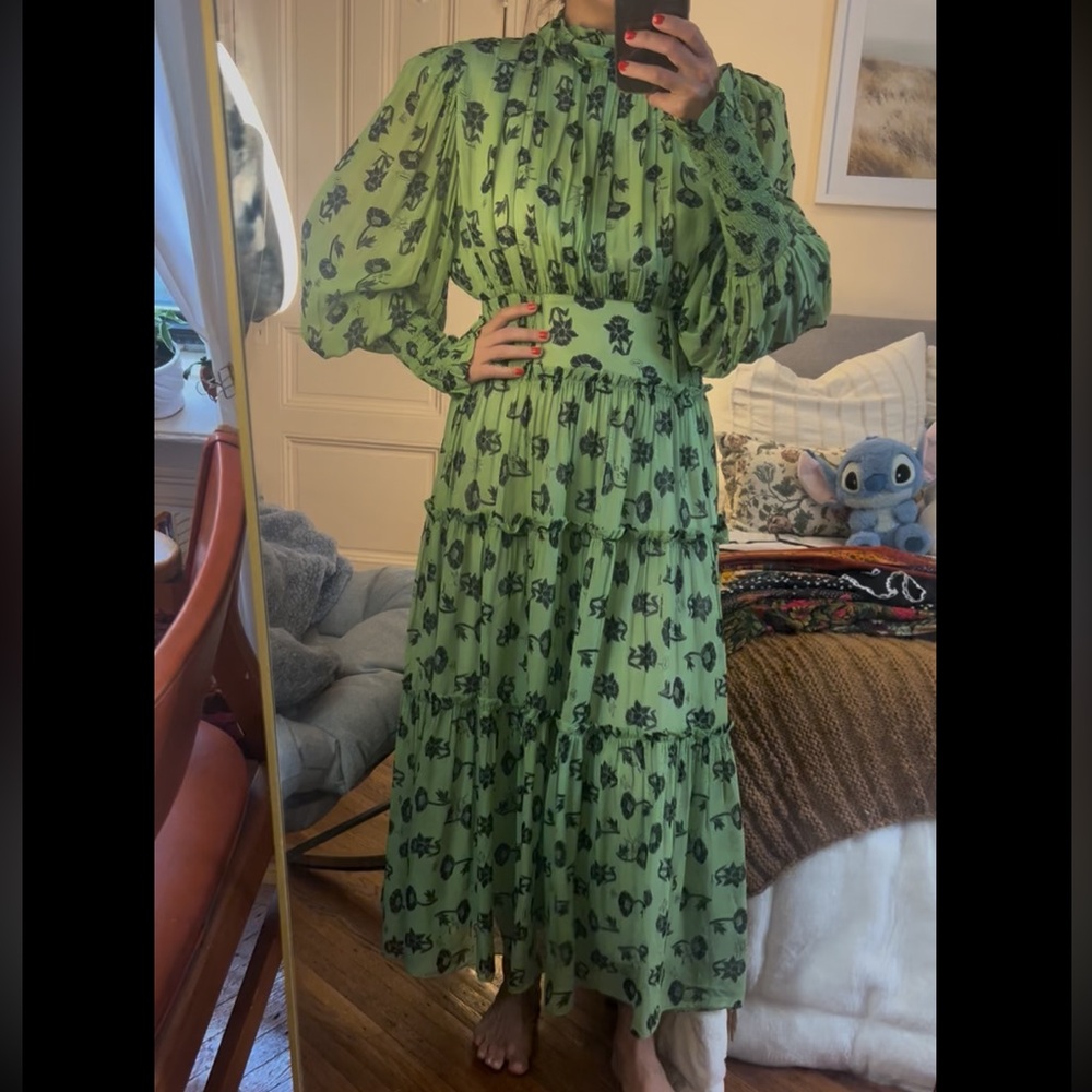 Chic Green Floral Long Sleeve Dress
